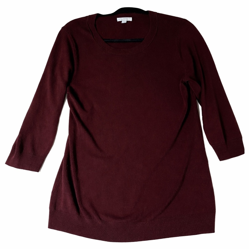 New York & Company Burgundy Knit Sweater Size XL Runs Small